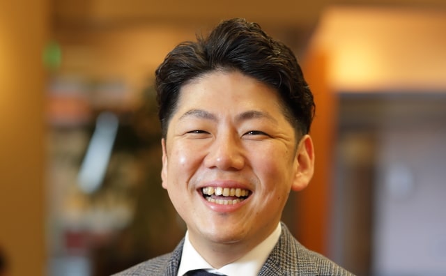 物語コーポレーション